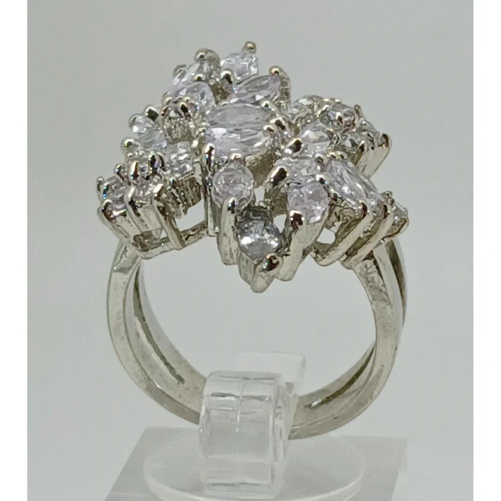 Vintage Silver Tone Marquise Cluster CZ Floral Statement Cocktail Ring Size 6.75